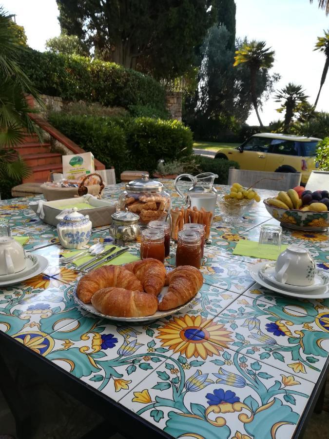 Resort Villa San Luca Citr8031 Империа Екстериор снимка